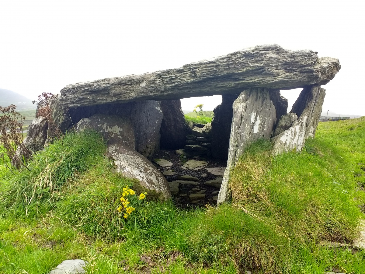 Cool East wedge tomb (PID:221586) Cool East wedge tomb