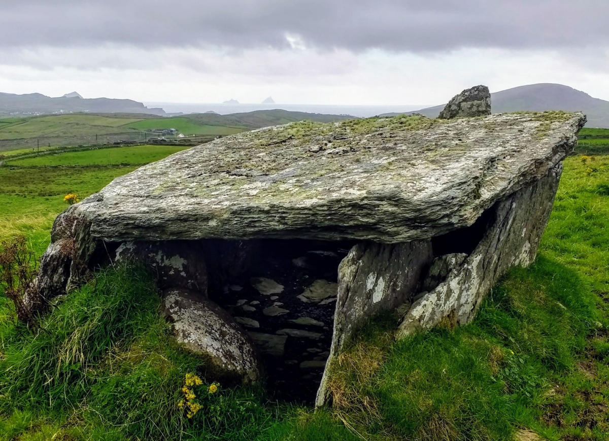 Click for full size image of Cool East wedge tomb (PID:221585) Cool East wedge tomb