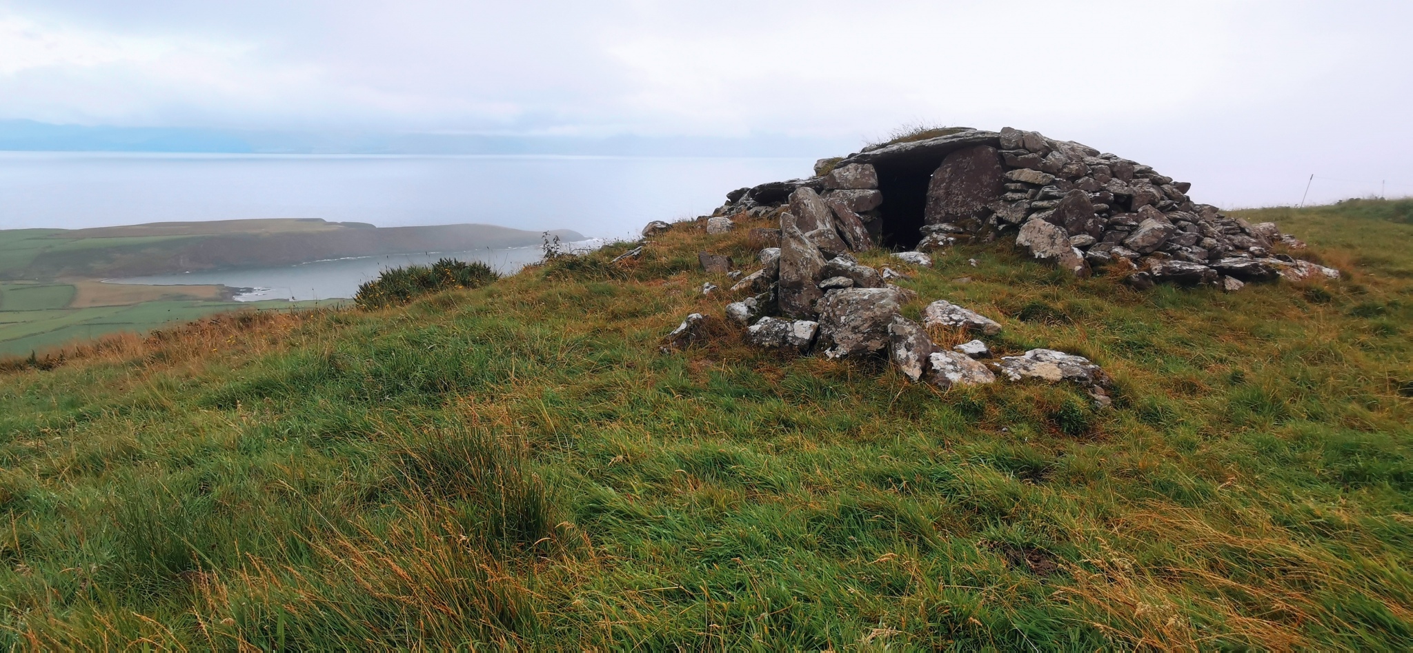 Dún na Manach wedge tomb