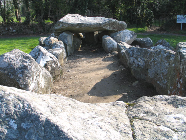 Click for the gallery page to add comments and vote (PID:49087) Proleek Wedge Tomb