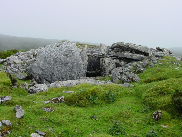 Click for the gallery page to add comments and vote (PID:19678) Carrowkeel cairn E