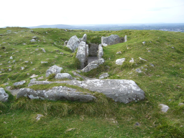 Loughcrew Cairn U