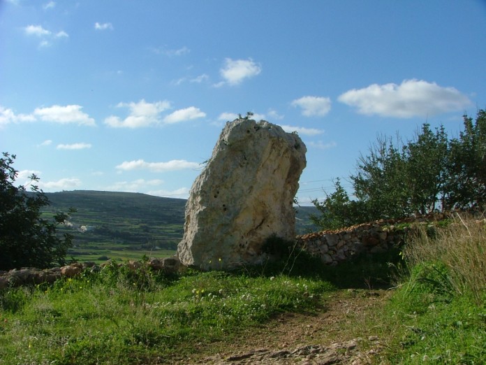 Xemxija Menhir