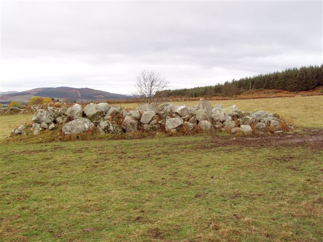 Boulder pile near Esslie Lesser.