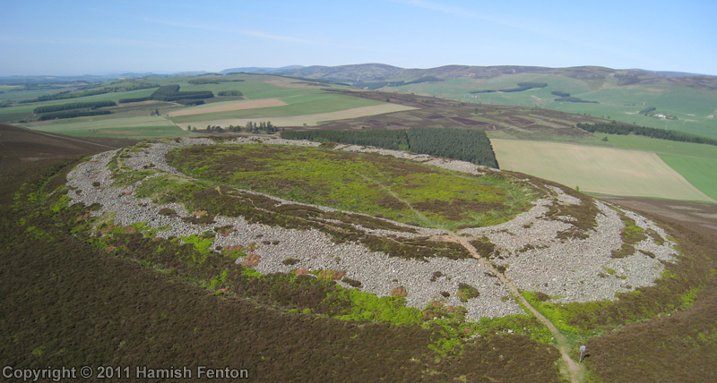 The inner ramparts of White Caterthun, photographed from the east.

Kite Aerial Photograph

4 May 2011