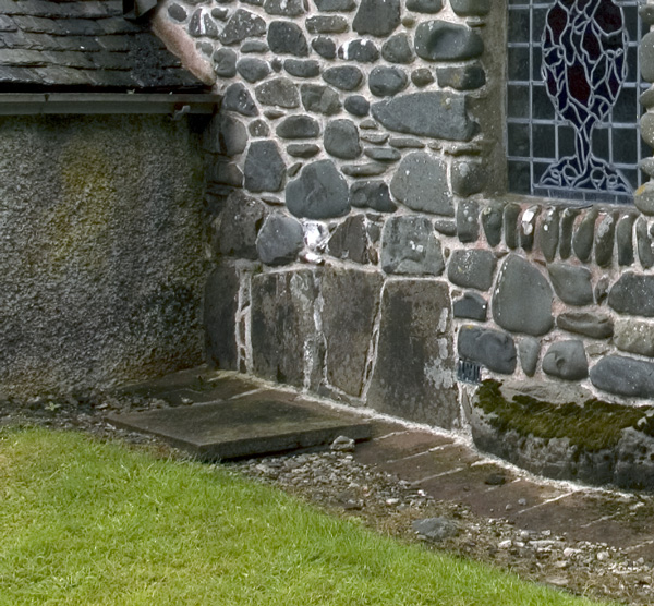 Click for the gallery page to add comments and vote (PID:34062) Stobo Kirk standing stone