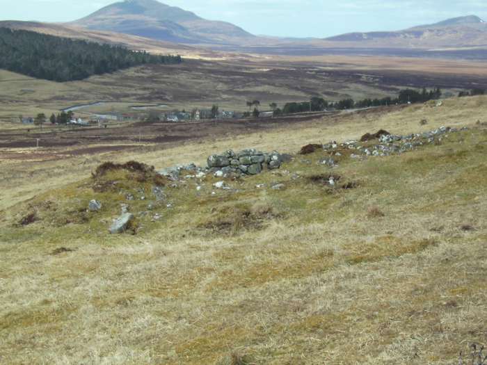 Creag Nan Caorach Hut Circles