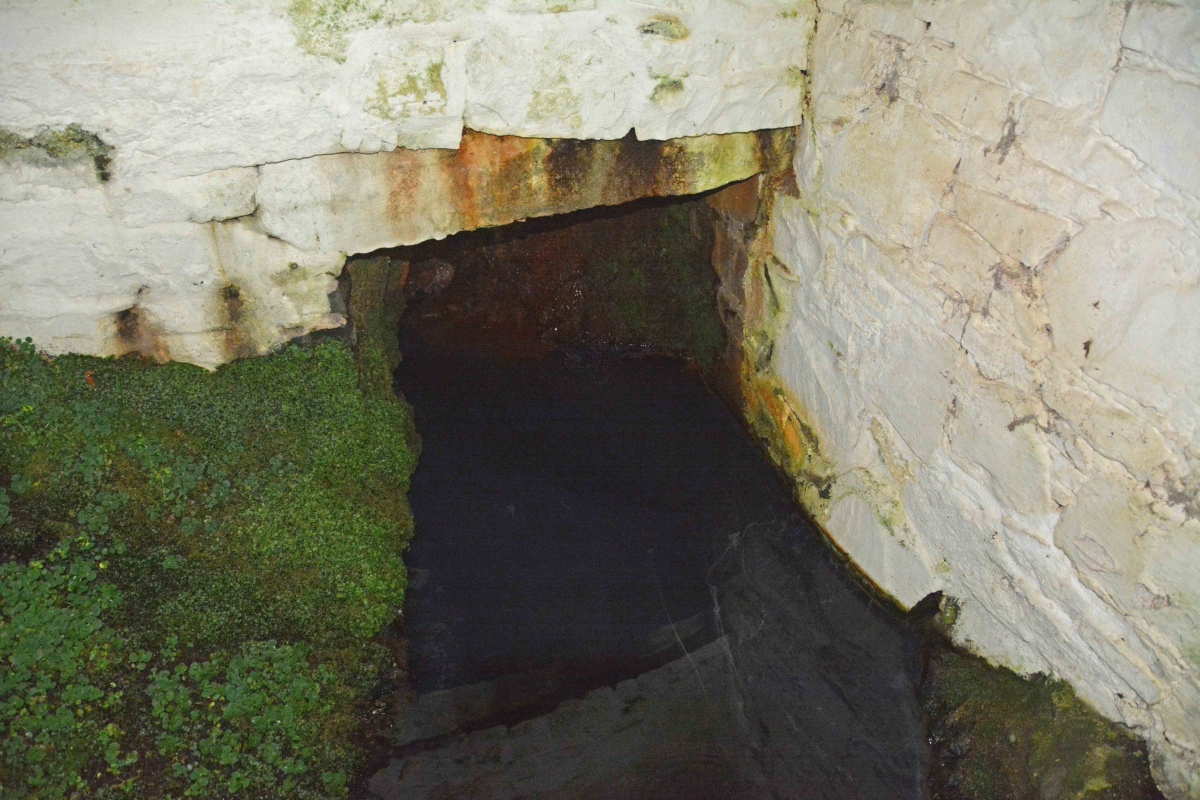 Click for full size image of Moffat Well (PID:228507) Moffat Well
