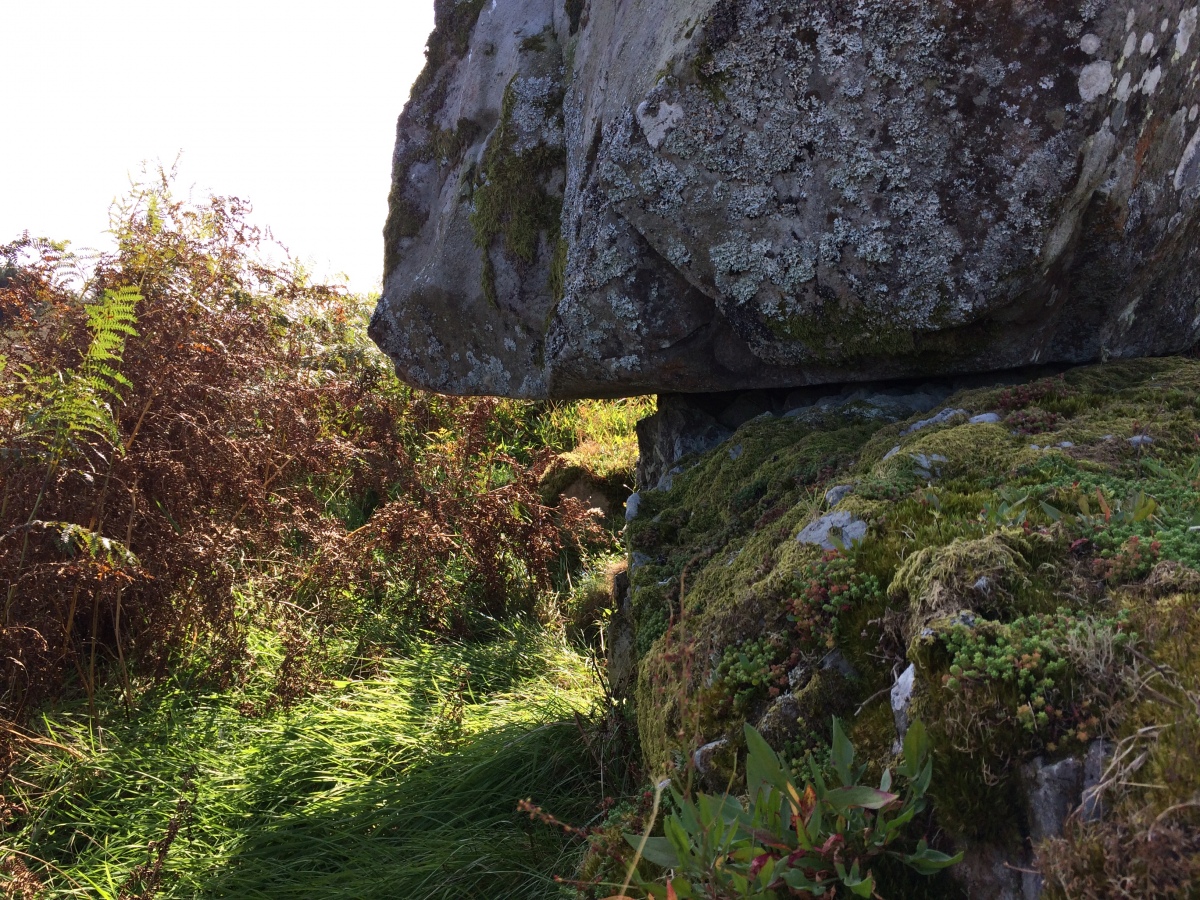Barclye Rocking Stone