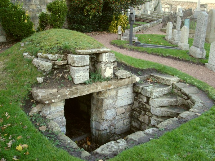 Click for the gallery page to add comments and vote (PID:25895) Monk's Well, St Andrews
