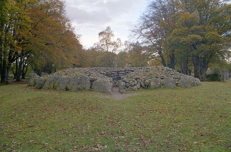 Balnuaran of Clava Centre