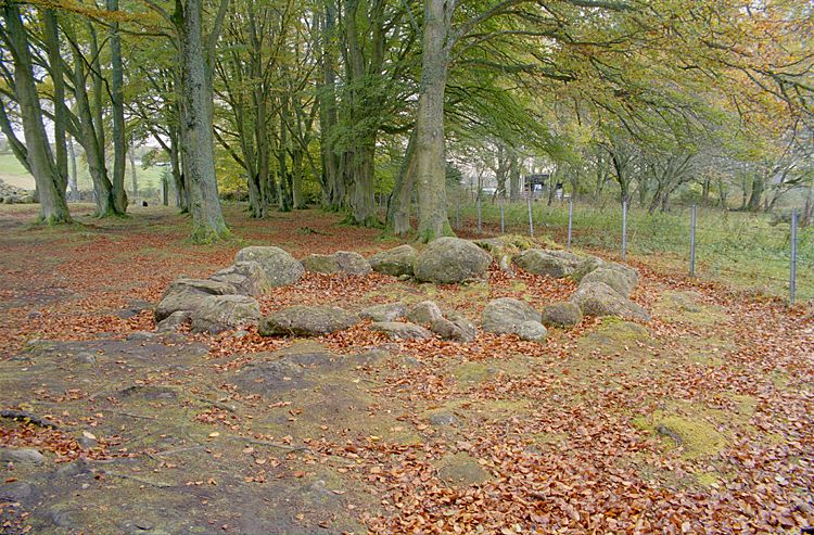 Balnuaran of Clava Kerb Cairn