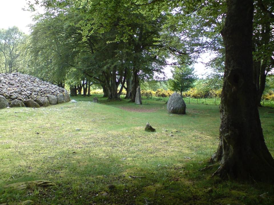 Balnuaran of Clava SW