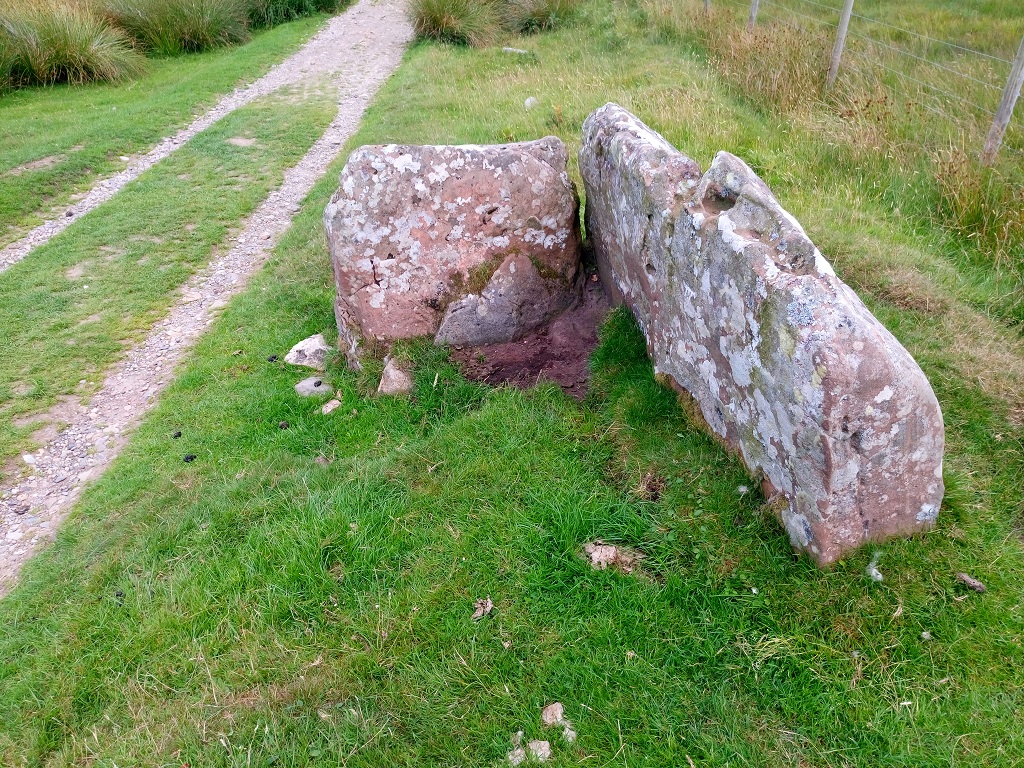 Moss farm chambered cairn