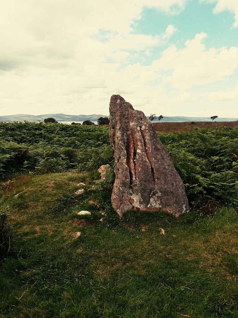 Facing W (09.08.18) : Main Menhir with Kilbrannan Sound and Kintyre in the background