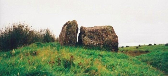 Moss farm chambered cairn