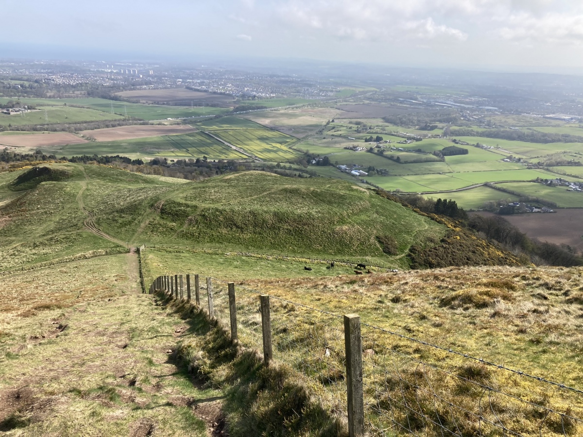 Click for the gallery page to add comments and vote (PID:257023) Hillend (Loanhead)