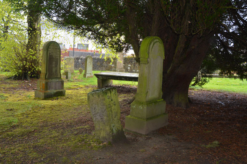 Click for the gallery page to add comments and vote (PID:165776) Torphichen Churchyard Stone