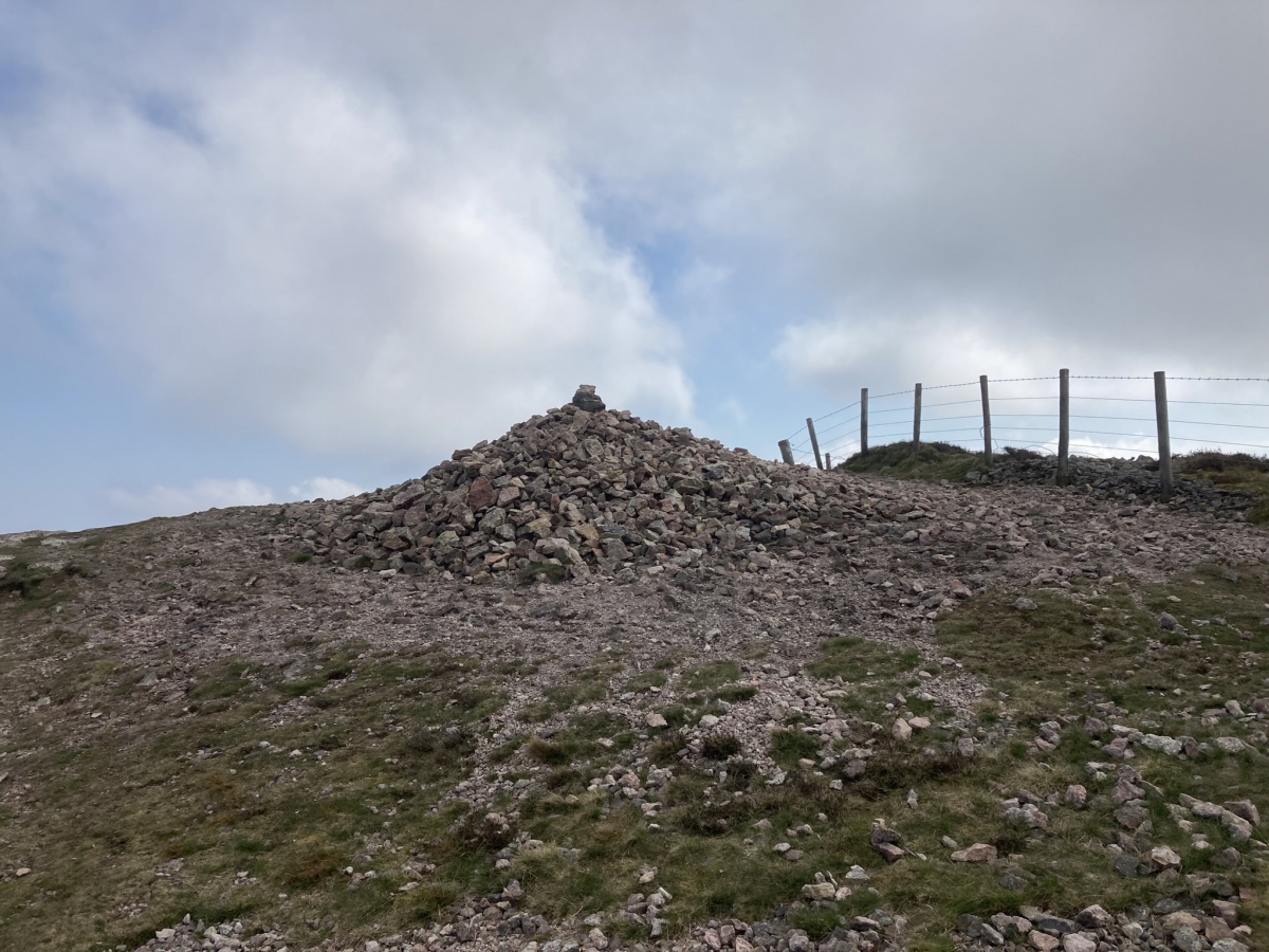 Click for the gallery page to add comments and vote (PID:257012) Caerketton Hill