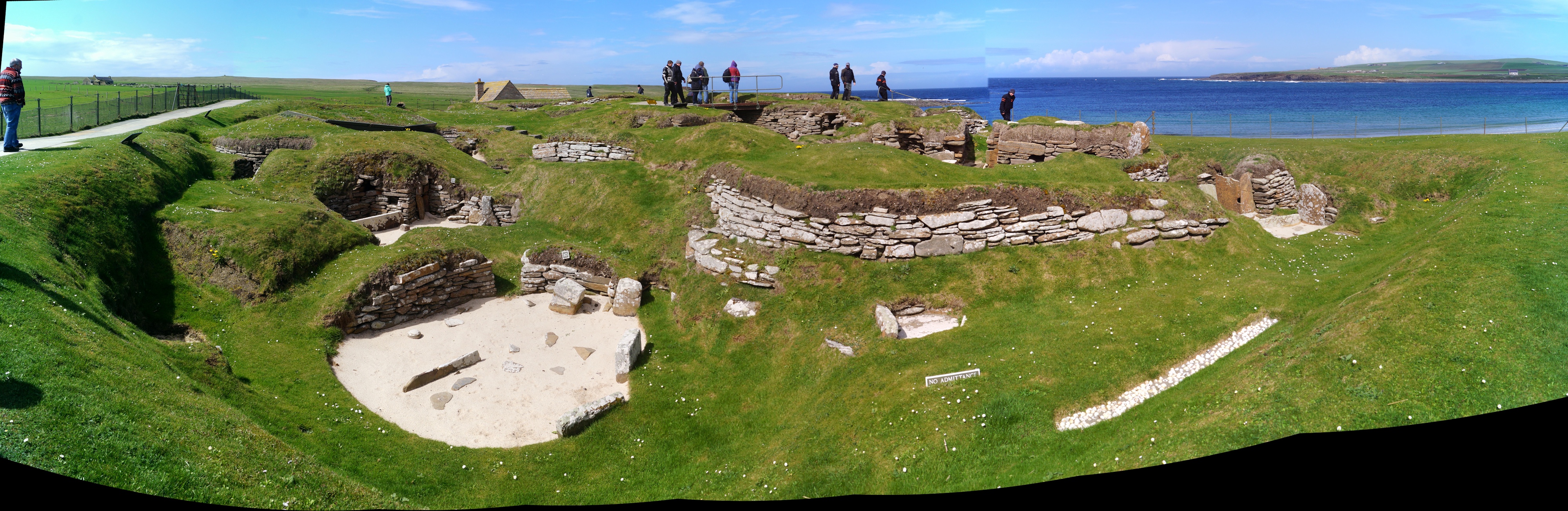 Click for the gallery page to add comments and vote (PID:241374) Skara Brae