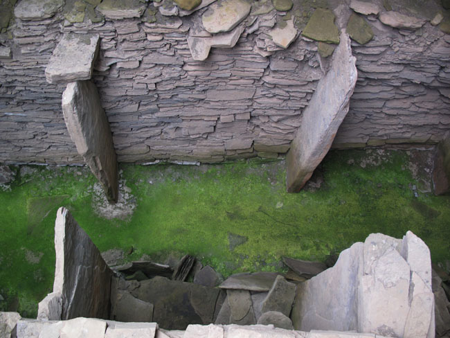 Click for the gallery page to add comments and vote (PID:64639) Midhowe Chambered Cairn