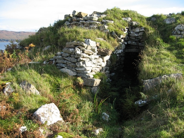 Click for the gallery page to add comments and vote (PID:69311) Dun Ringill