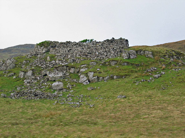 Click for the gallery page to add comments and vote (PID:55741) Dun Sleadale