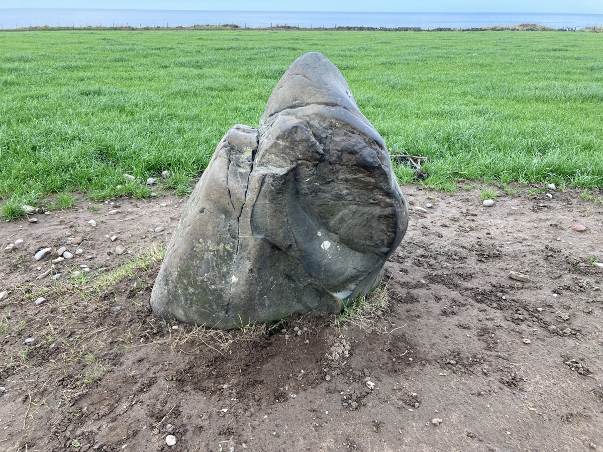 Click for the gallery page to add comments and vote (PID:279743) Witching Stone (Dipple)