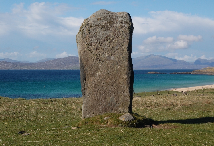 Looking north, across the water separating Taransay from Isle of Harris.

NB - no changes made in these colours in preparation or posting!  On the odd occasion we had sun, the Western Isles really did look superb.

Date of visit: 8 May 2011
