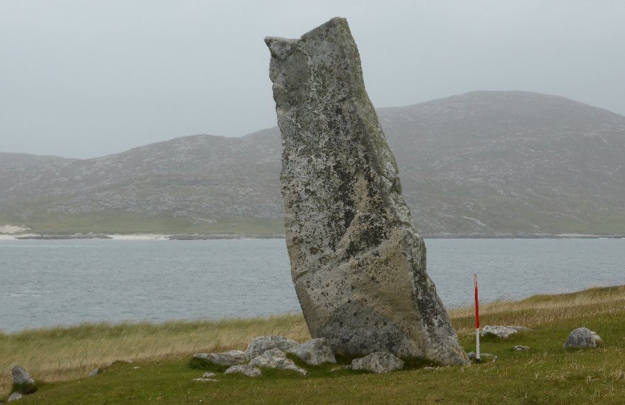Clach Mhic Leoid