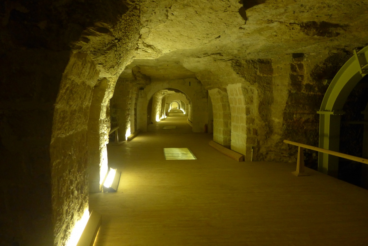 Click for the gallery page to add comments and vote (PID:231656) Serapeum at Sakkara