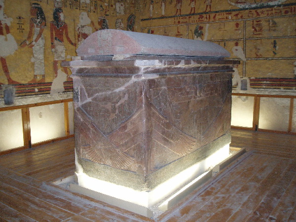 Tomb of Aye