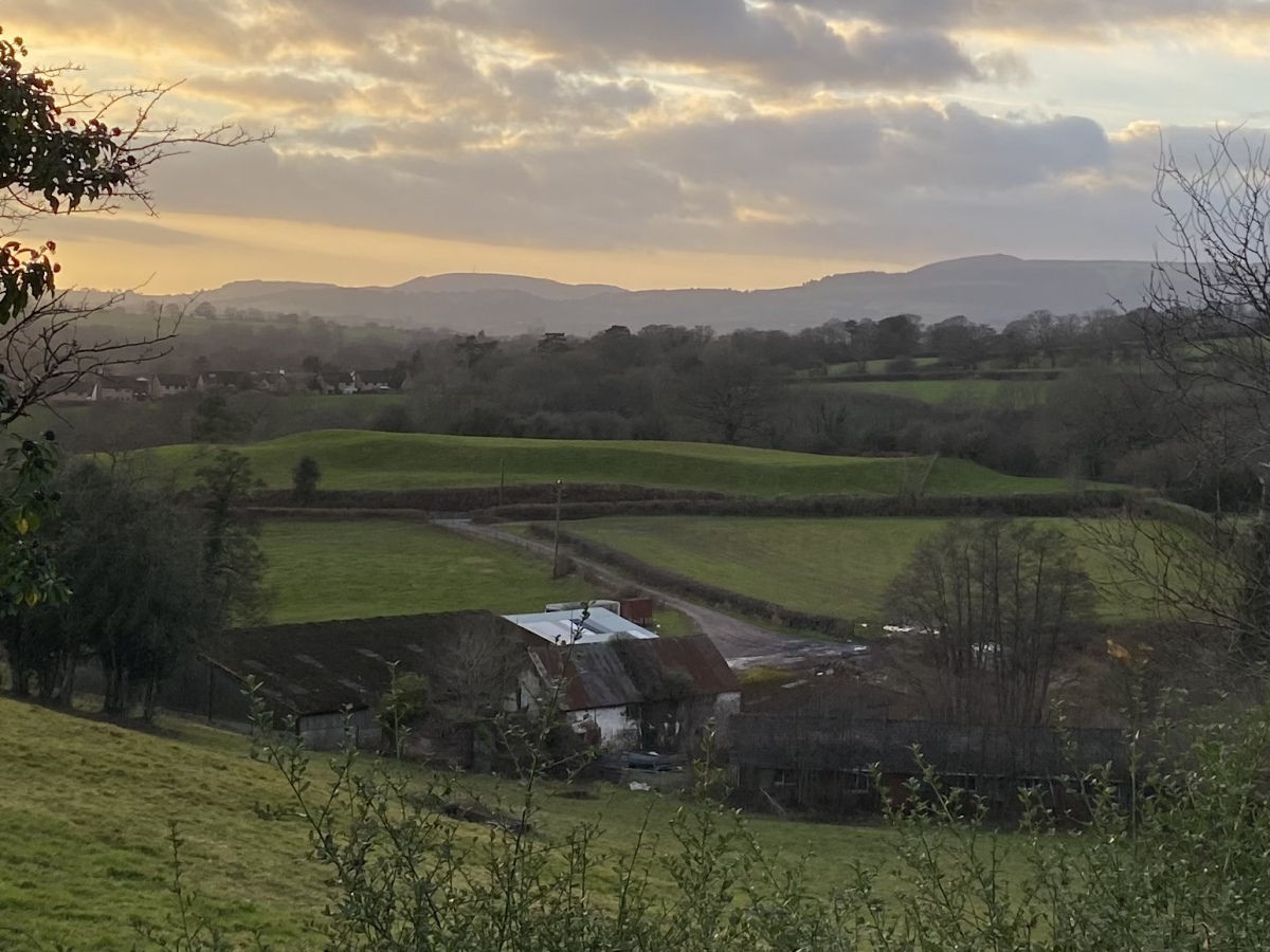 Cerau, Monmouthshire (Sir Fynwy) | Megalithic Portal
