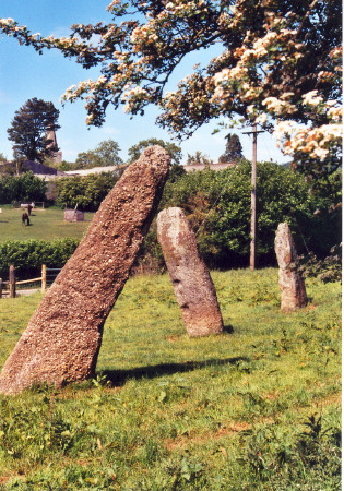 Click for the gallery page to add comments and vote (PID:21608) Harolds Stones