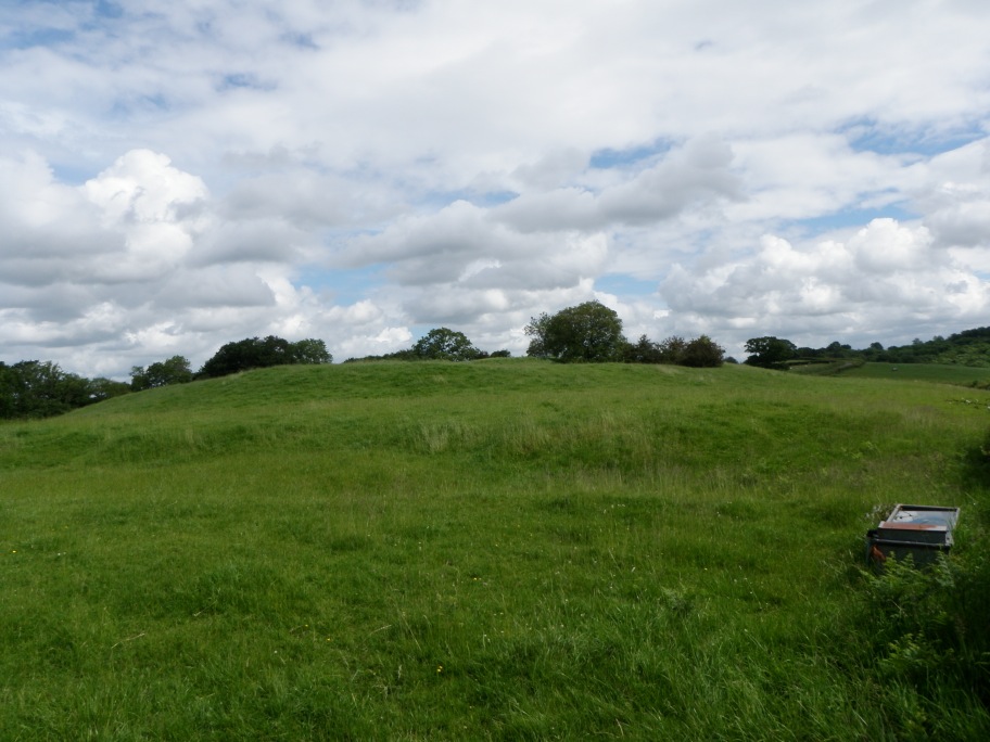 Cae Camp Hillfort, Monmouthshire (Sir Fynwy) | Megalithic Portal