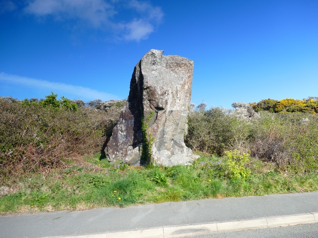 Click for the gallery page to add comments and vote (PID:250918) Carreg y Bwgan