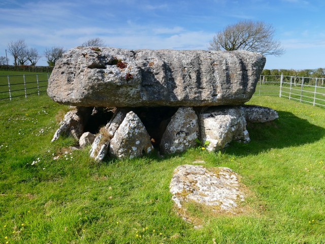 Click for the gallery page to add comments and vote (PID:250661) Lligwy Burial Chamber