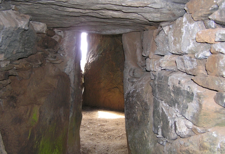 Click for the gallery page to add comments and vote (PID:37428) Bryn Celli Ddu