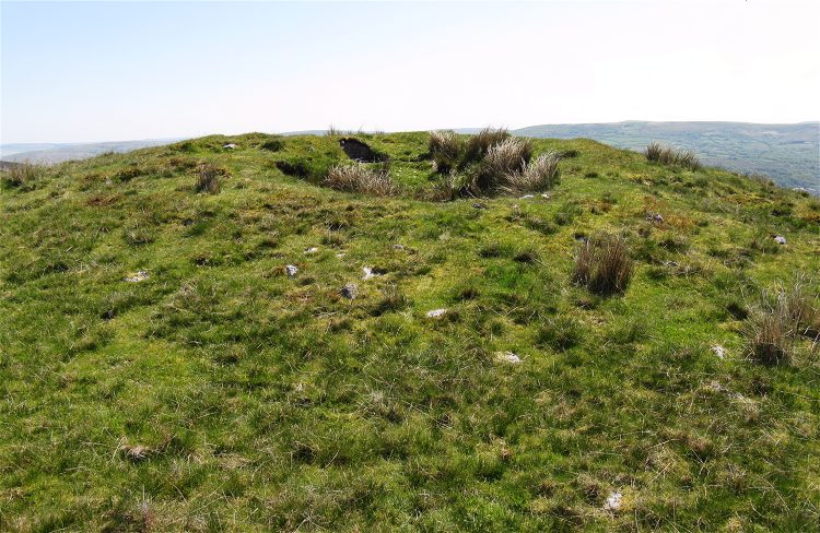 Click for the gallery page to add comments and vote (PID:76471) Banc Crucorfod Round Cairn