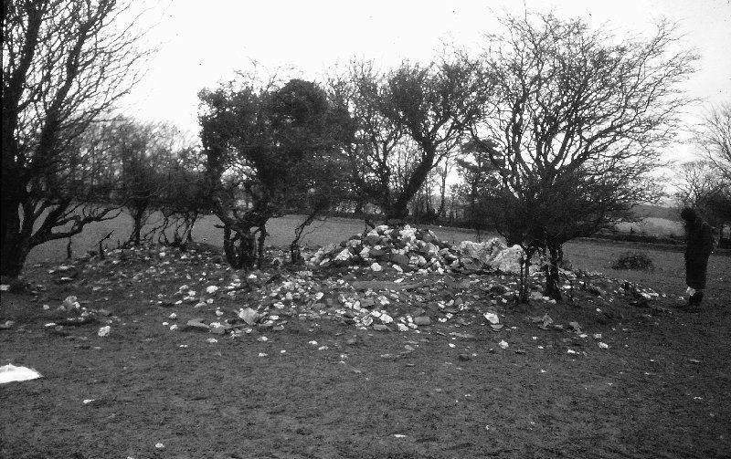 Click for the gallery page to add comments and vote (PID:130230) Blaen Plwyf round cairn