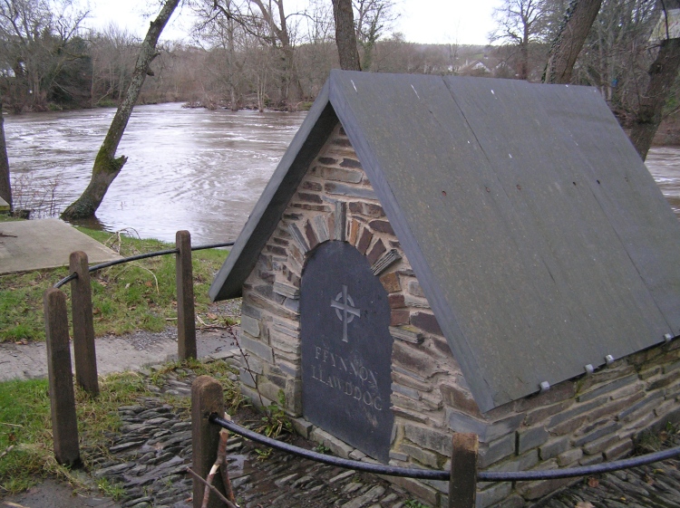Click for the gallery page to add comments and vote (PID:41721) Ffynnon Llawddog