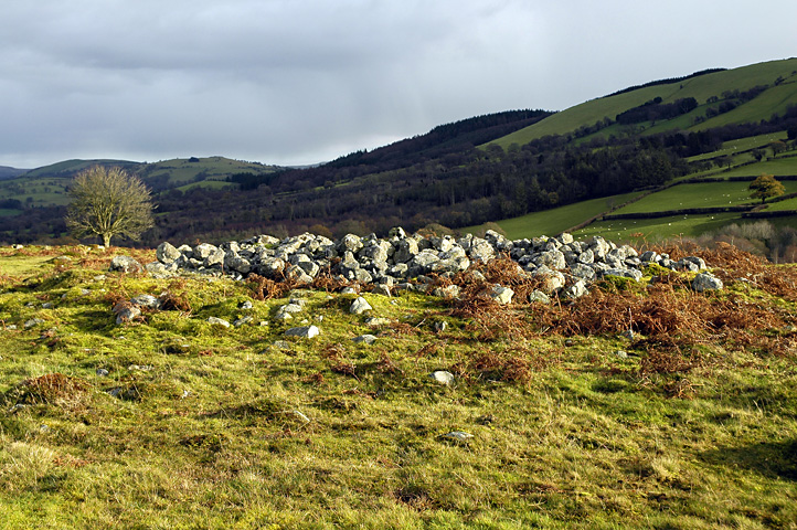 Click for the gallery page to add comments and vote (PID:85464) Carn Goch Cairn