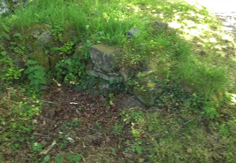 Click for the gallery page to add comments and vote (PID:197561) St Canna's Stone (Llangan)