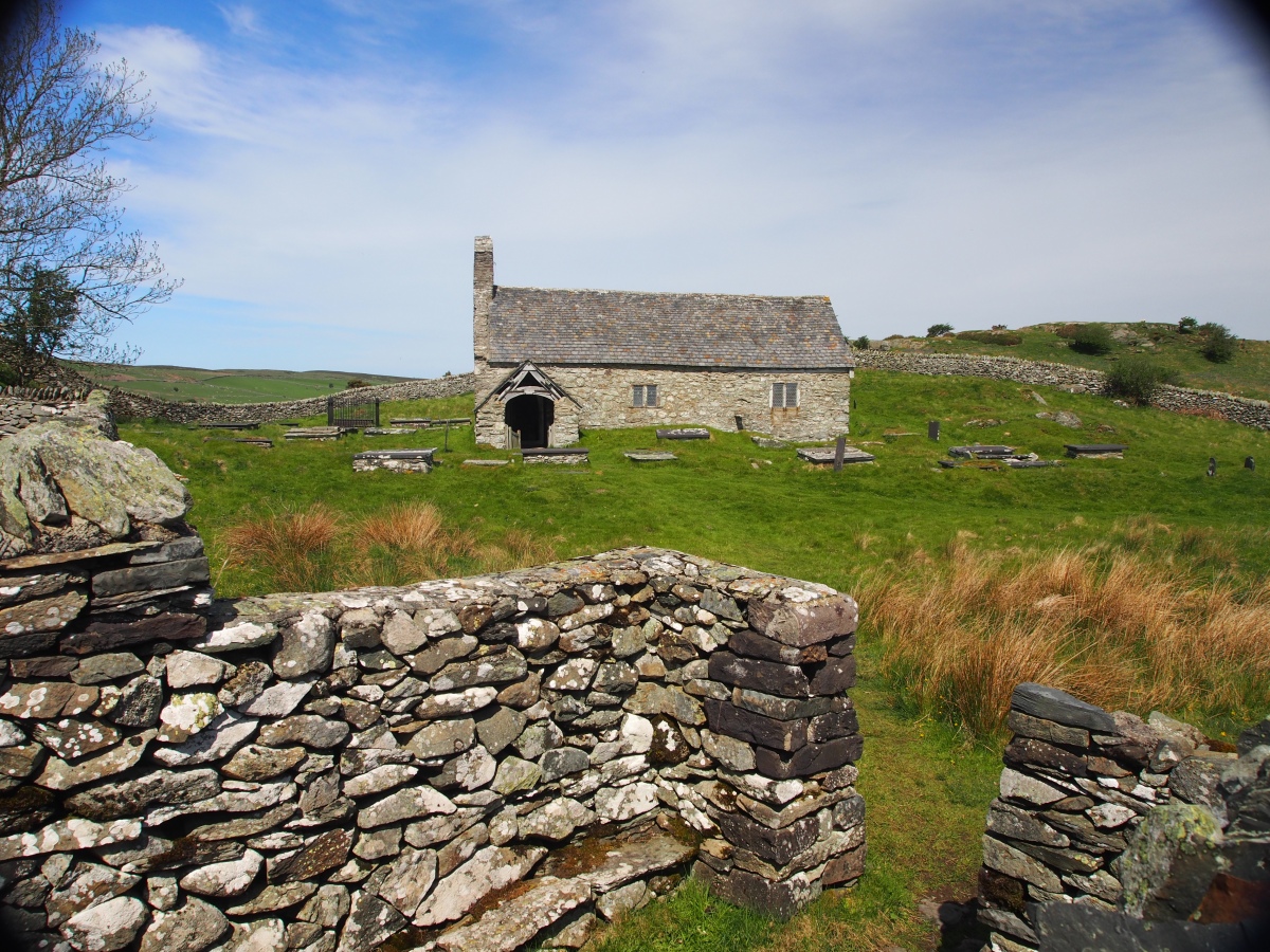 Click for the gallery page to add comments and vote (PID:224636) St Celynin's Well