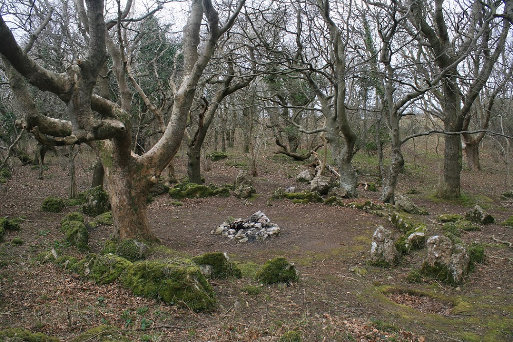 Coed Gaer Hut Circle