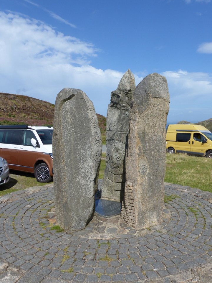 Click for the gallery page to add comments and vote (PID:247088) Nant Gwrtheyrn sculptured stones