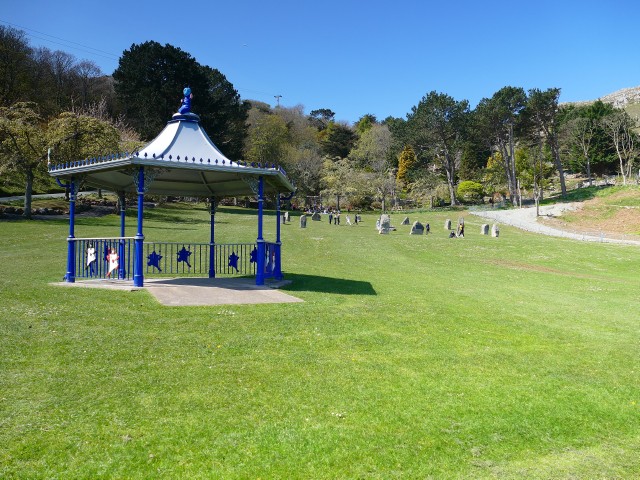 Click for the gallery page to add comments and vote (PID:250683) Llandudno Eisteddfod Circle