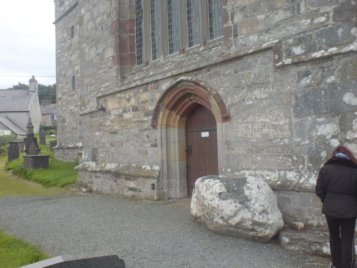 Click for full size image of Church of Saint Beuno (Clynnog Fawr) (PID:241817) Church of Saint Beuno (Clynnog Fawr)