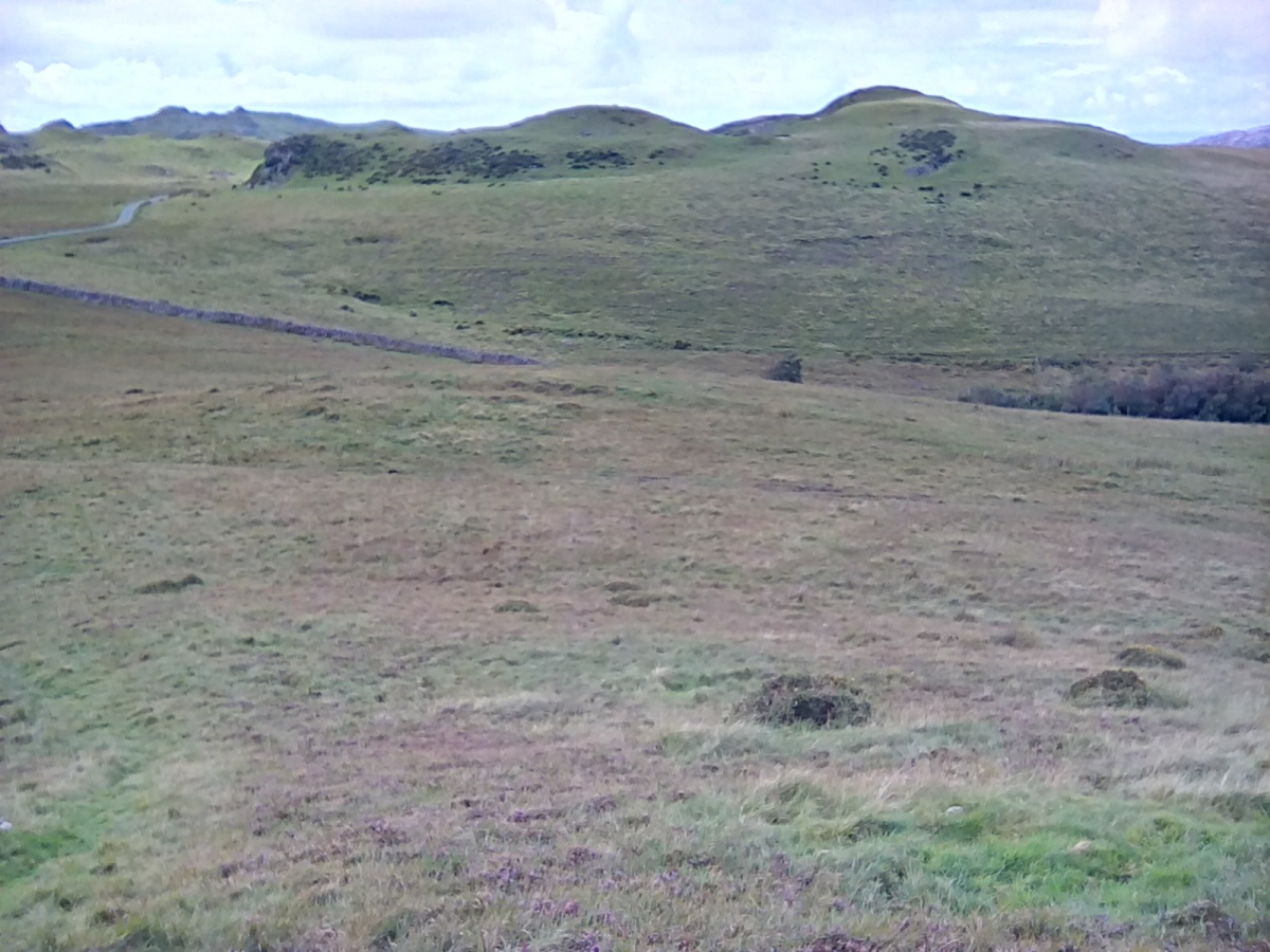Click for the gallery page to add comments and vote (PID:215680) Llynnau Cregennen Cairns