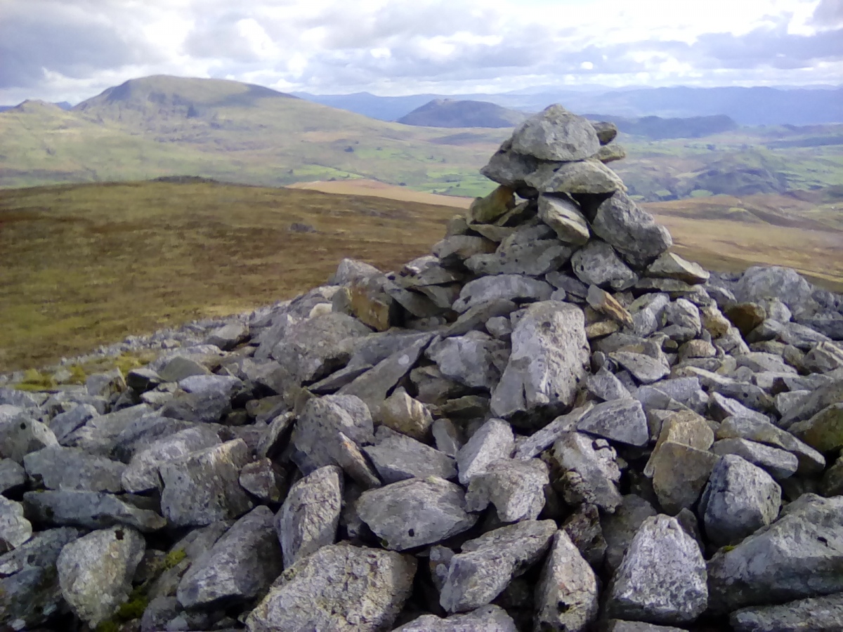 mynydd-graig-goch-round-cairn-gwynedd-megalithic-portal